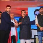 उत्तराखंड के लिए गर्व का पल, मैरै गाँव की बाट’ फिल्म में उत्कृष्ट अभिनय के लिए अभिनव चौहान को केंद्रीय सड़क एवं परिवहन मंत्री नितिन गडकरी ने किया सम्मानित