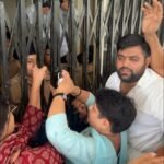 कांग्रेस प्रदेश महिला अध्यक्ष ने किया कारग कबाड़ी बाजार धर्मपुर का घेराव, तालाबंदी कर ज्ञापन सौंपा